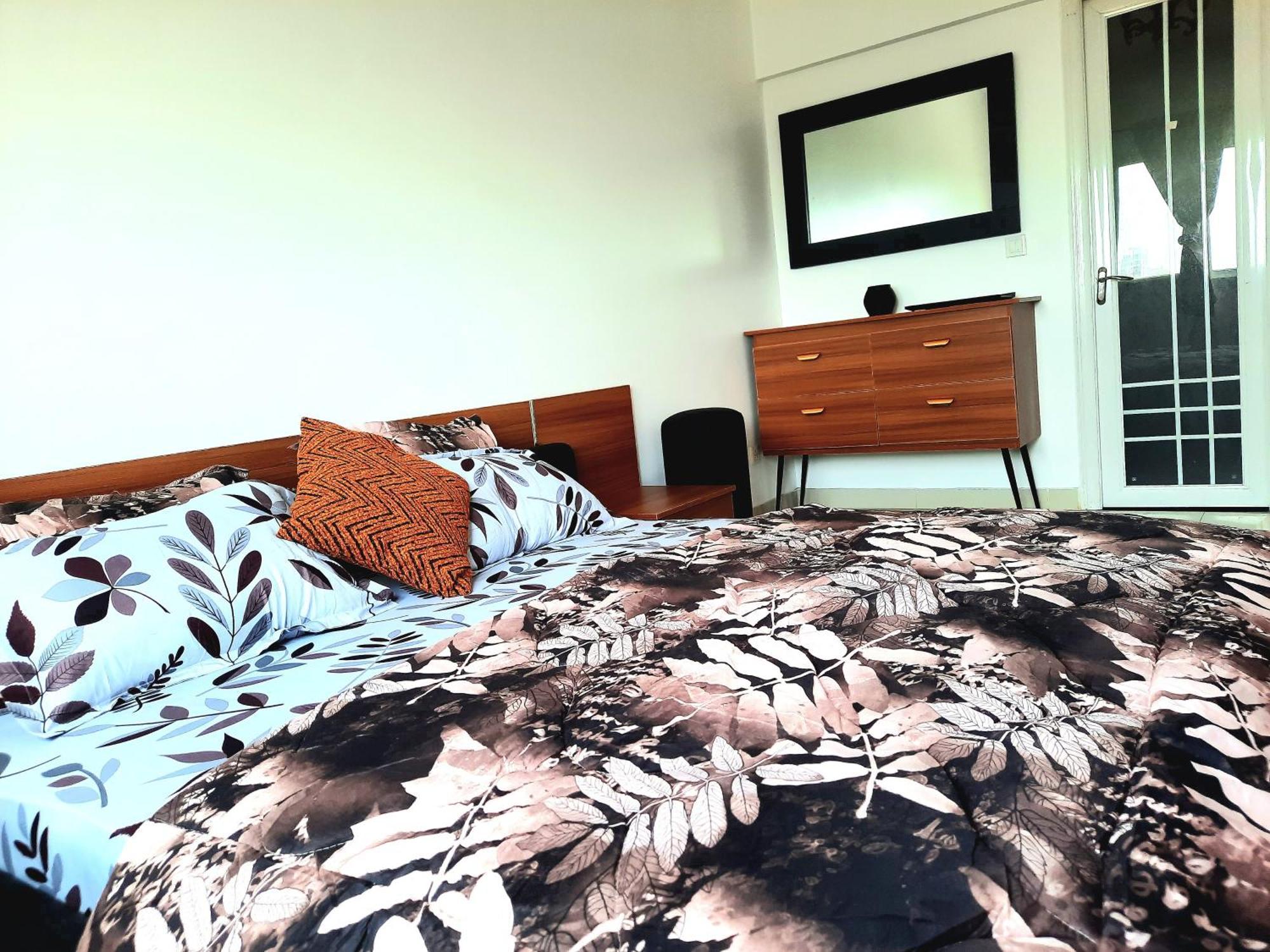 Chambres Meublees Avenue Cheikh Anta Diop Dakar Dış mekan fotoğraf