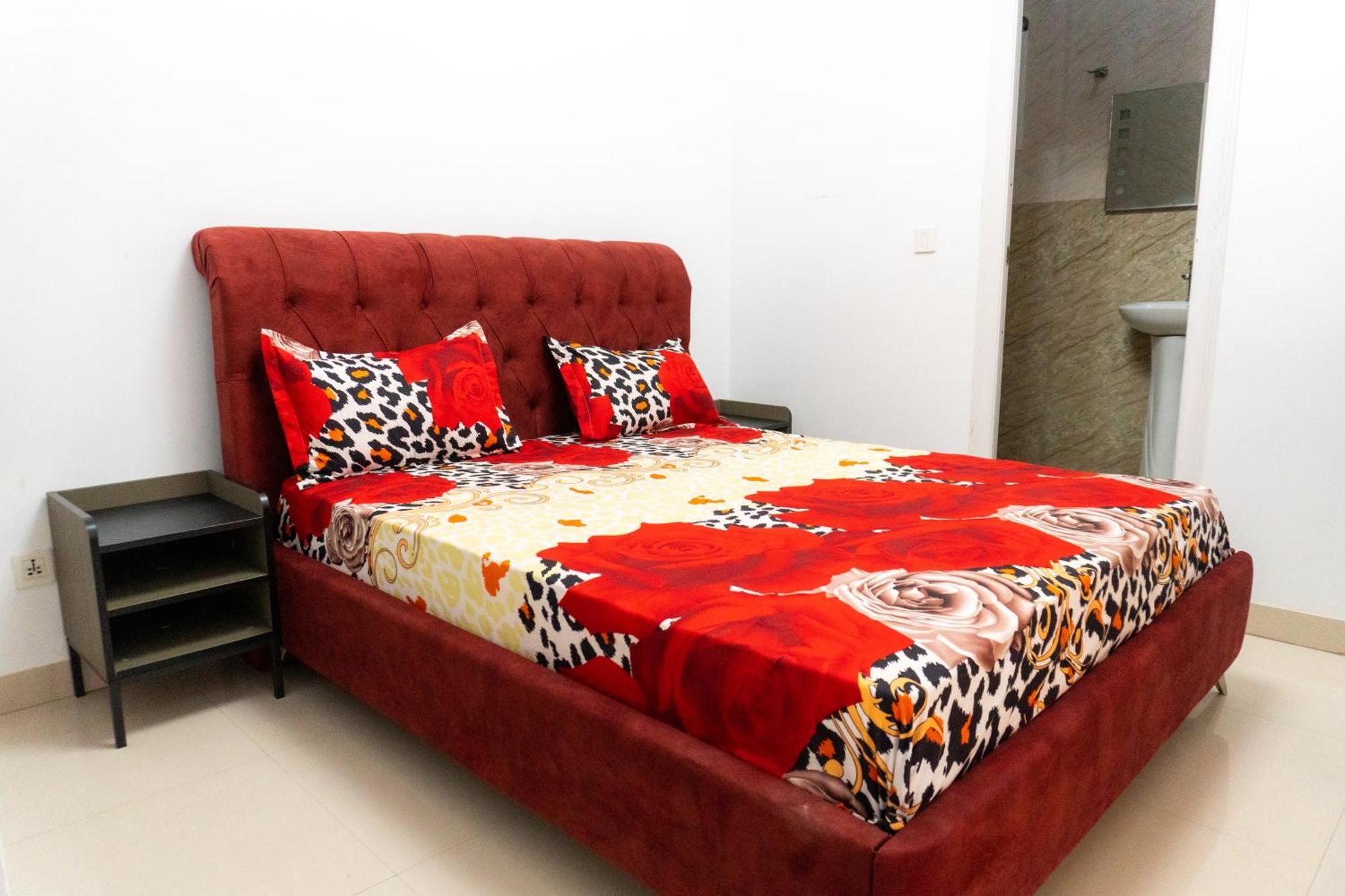 Chambres Meublees Avenue Cheikh Anta Diop Dakar Dış mekan fotoğraf