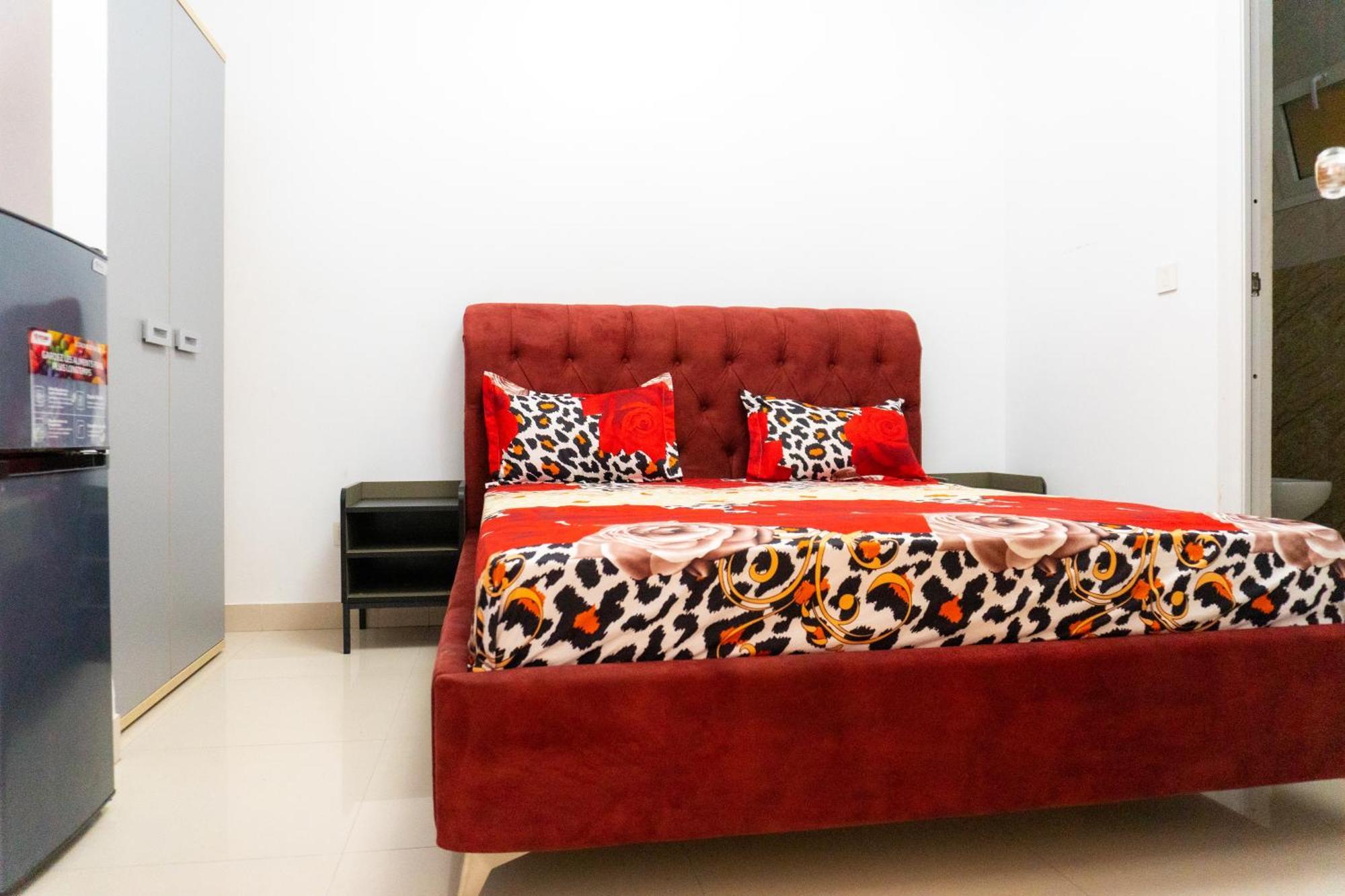 Chambres Meublees Avenue Cheikh Anta Diop Dakar Dış mekan fotoğraf
